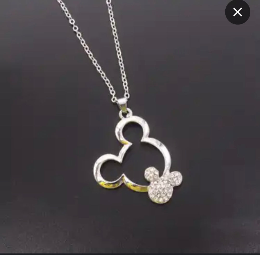 Collar Mickey Dorado Con Perlitas