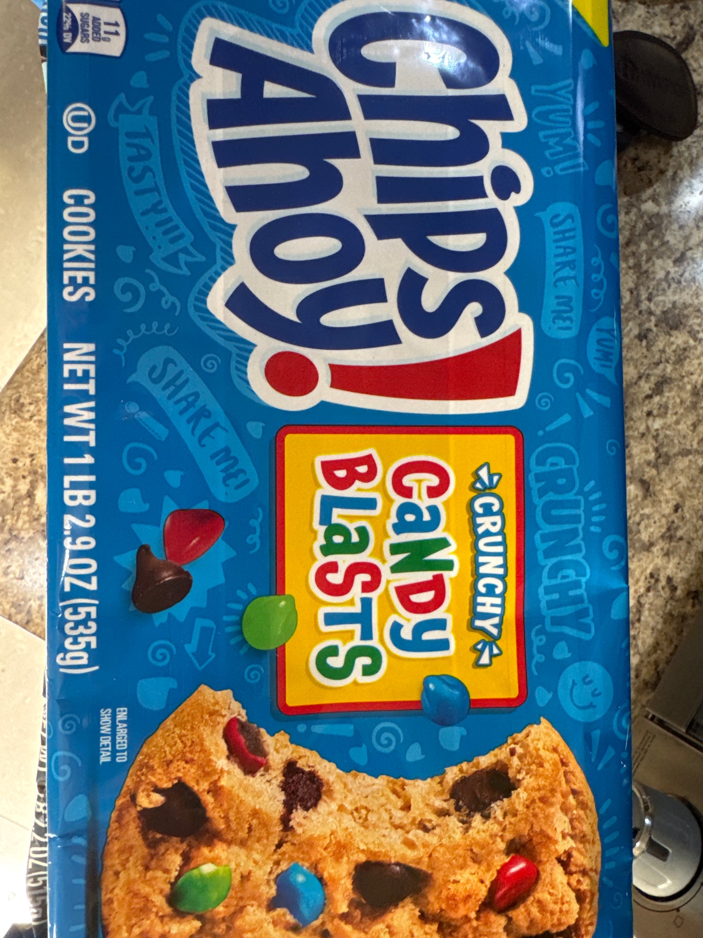 Chips Ahoy Candy Blasts 1L 2.9 oz