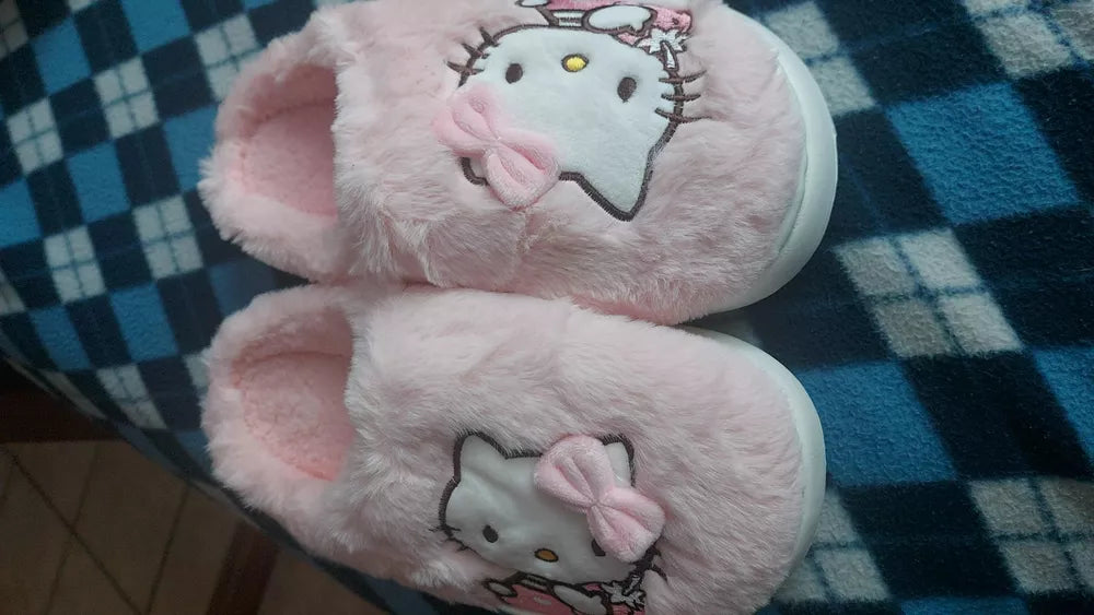 Hello Kitty Pantuflas