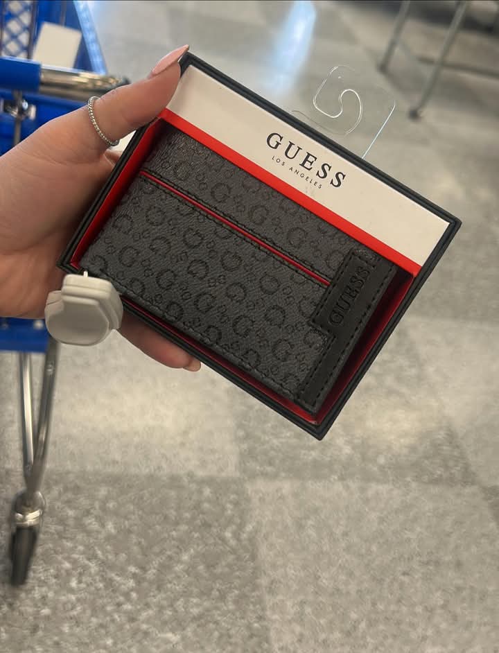 Billetera Guess Los Angeles Con Linea Roja